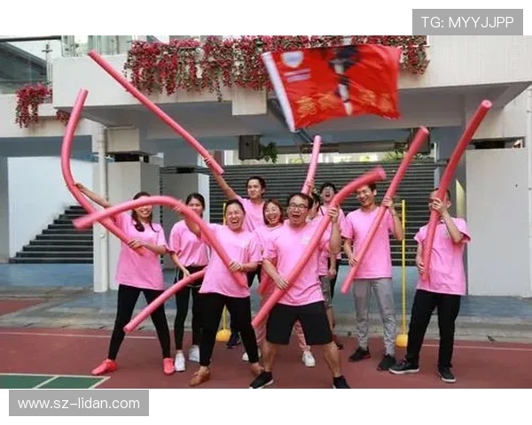 V5战术解析：冠军杯中展现出的团队协作与战略深度