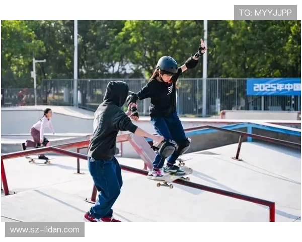 广州滑板队的包夹策略揭秘与滑板文化的深度探索 广州滑板队的包夹策略揭秘与滑板文化的深度探索