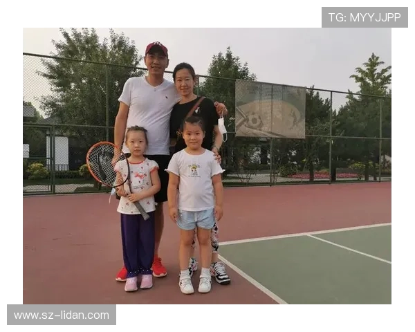 黄芳专访：畅谈滑板人生与成长历程的点滴回忆